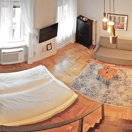 Luxury New Apartment With Gallery At Dob Street Nearby Gozsdu Court Будапешт Экстерьер фото